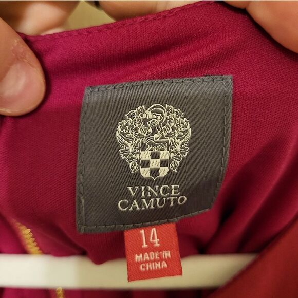 Vince Camuto burgundy long-sleeved midi dress - Picture 4 of 9